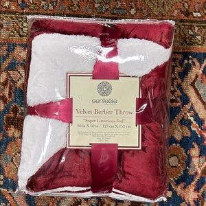 Velvet Berber Throw Blanket - Red and White